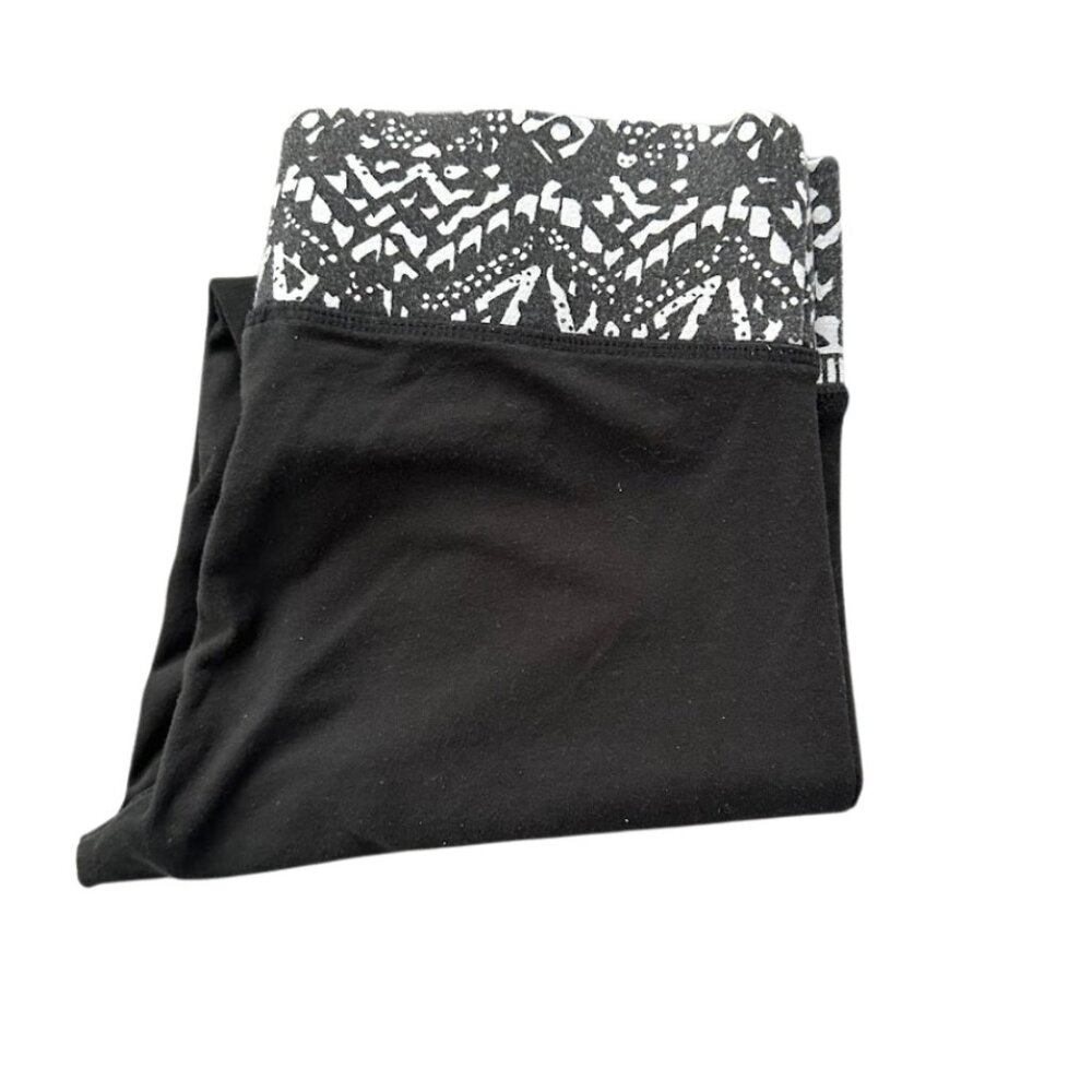 Victoria Secret Victoria Sport Cotton Blend Leggings Black  Medium Short